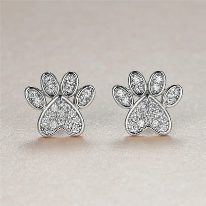 Heart-shaped cat paw earrings with white zirconia