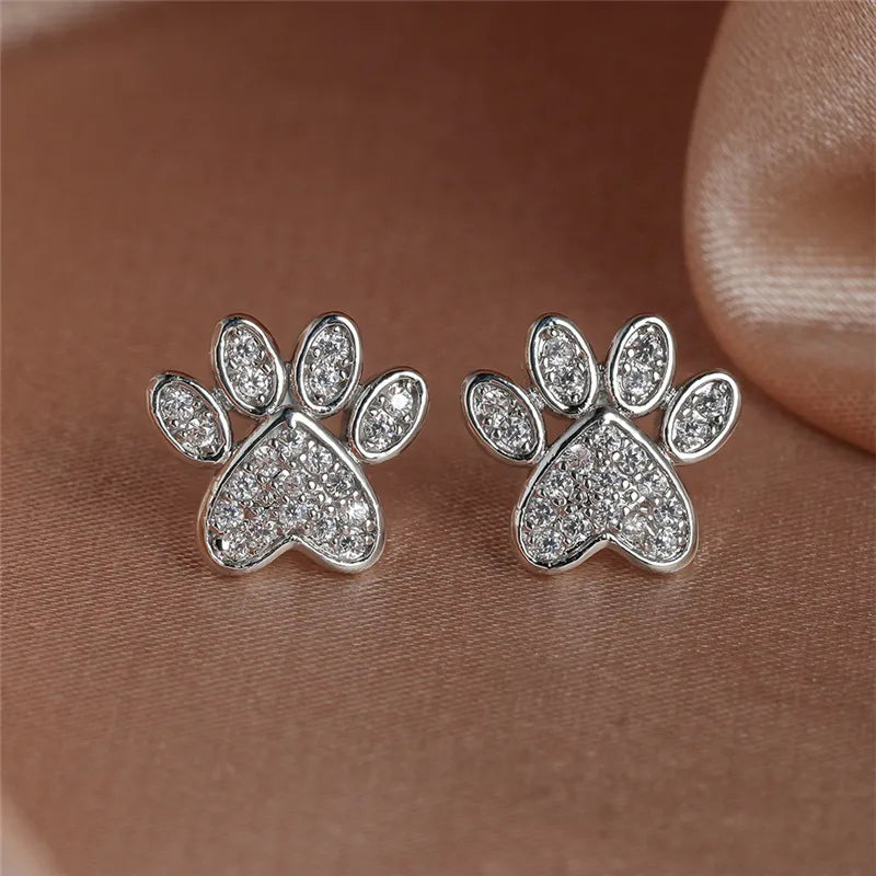 Heart-shaped cat paw earrings with white zirconia