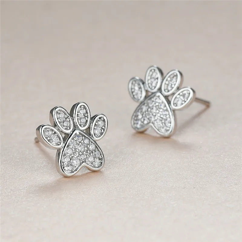 Heart-shaped cat paw earrings with white zirconia