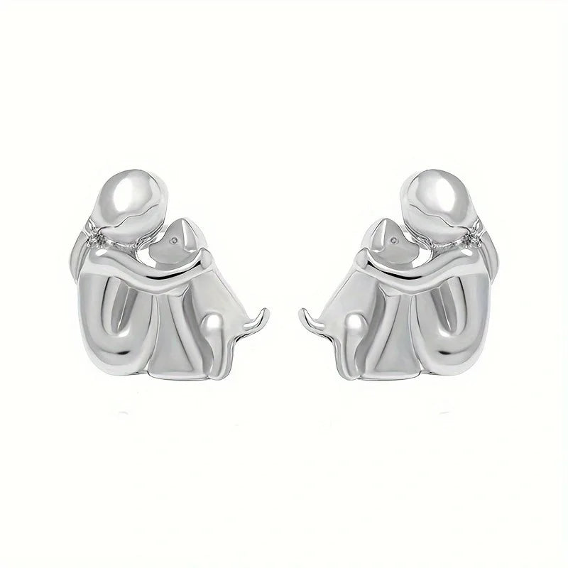 Sweet two-tone hugging earrings in silver and gold