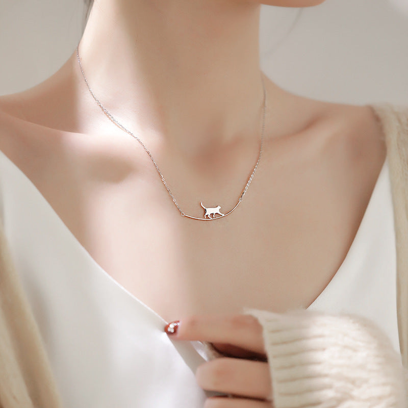 Climb Cat – Silver Necklace