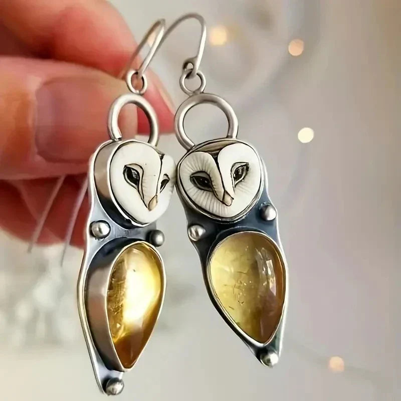 Owl Earrings with Champagne-Coloured Drop Stone