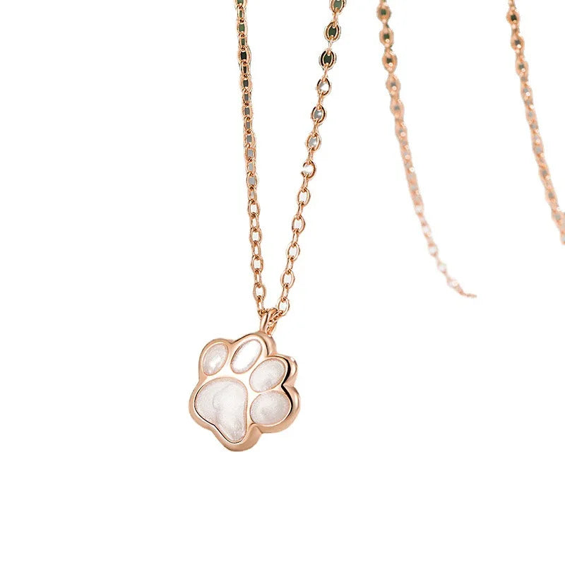 Necklace with Paw Print Pendant – Symbolic Animal Jewellery for Women