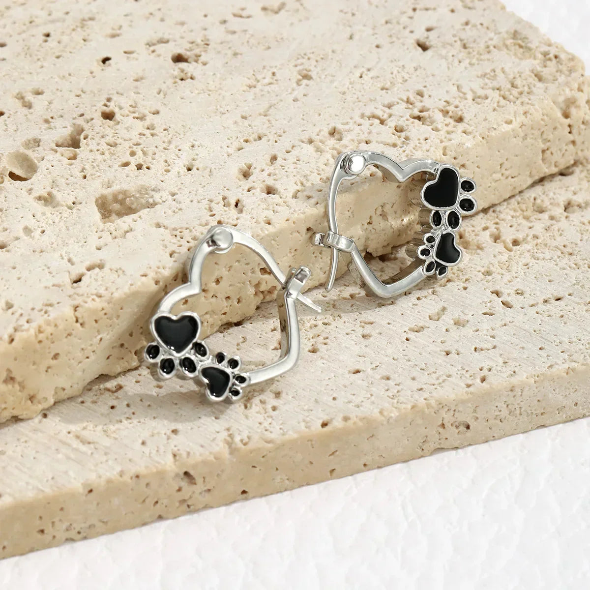 Hart-Poot Hoop Earrings – Silver Animal Motif Earrings with Black Enamel Design