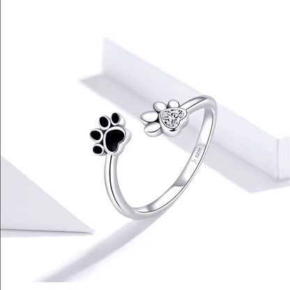 Paw Ring in Sterling Silver – Adjustable Ring with Zirconia & Enamel